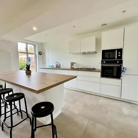 בית נופש Des 6 Tilleuls Bomy