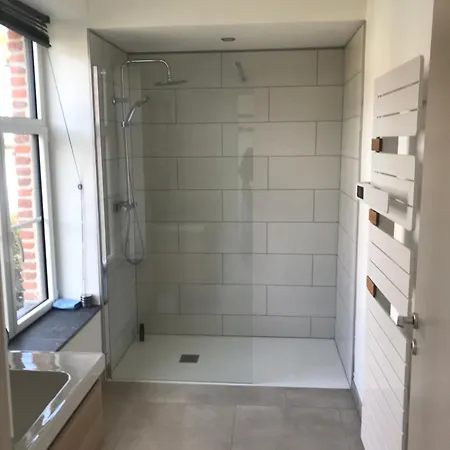 Des 6 Tilleuls בית נופש Bomy